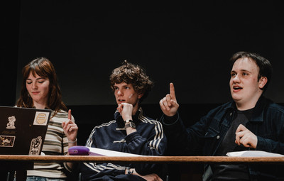 Utrinki z bralnih uprizoritev 10-minutnih besedil študentov AGRFT <em>Foto: Maša Pirc</em>