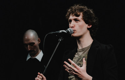 Utrinki z bralnih uprizoritev 10-minutnih besedil študentov AGRFT <em>Foto: Maša Pirc</em>