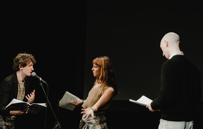 Utrinki z bralnih uprizoritev 10-minutnih besedil študentov AGRFT <em>Foto: Maša Pirc</em>