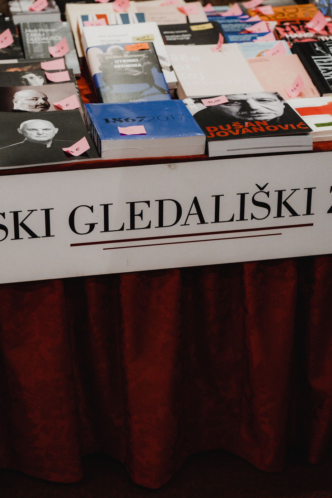 Utrinki z odprtja prodajne knjižne izložbe Slovenskih gledaliških založnikov <em>Foto: Maša Pirc</em>