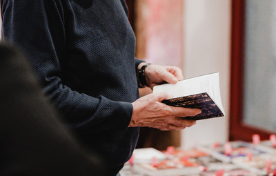 Utrinki z odprtja prodajne knjižne izložbe Slovenskih gledaliških založnikov <em>Foto: Maša Pirc</em>