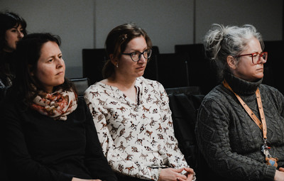 Utrinki z okrogle mize Med dramskim in gledališkim besedilom <em>Foto: Maša Pirc</em>