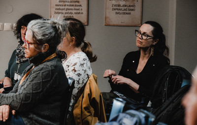 Utrinki z okrogle mize Med dramskim in gledališkim besedilom <em>Foto: Maša Pirc</em>