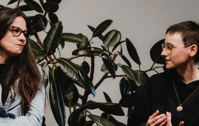 Utrinki z okrogle mize Med dramskim in gledališkim besedilom <em>Foto: Maša Pirc</em>