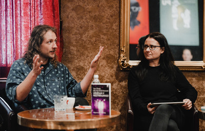 Utrinki s pogovora o(b) knjigi Urjenja v nestrinjanju <em>Foto: Maša Pirc</em>