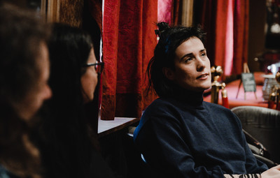 Utrinki s pogovora o(b) knjigi Urjenja v nestrinjanju <em>Foto: Maša Pirc</em>