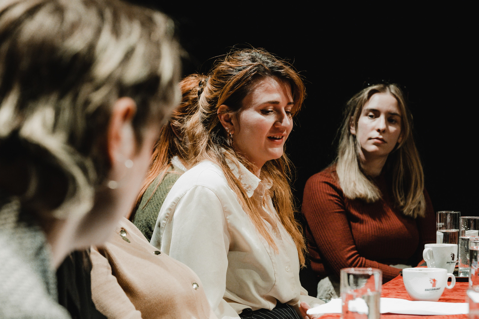 Utrinki z okrogle mize Reprezentacija žensk: Pregled stanja v slovenski gledališki krajini <em>Foto: Maša Pirc</em>