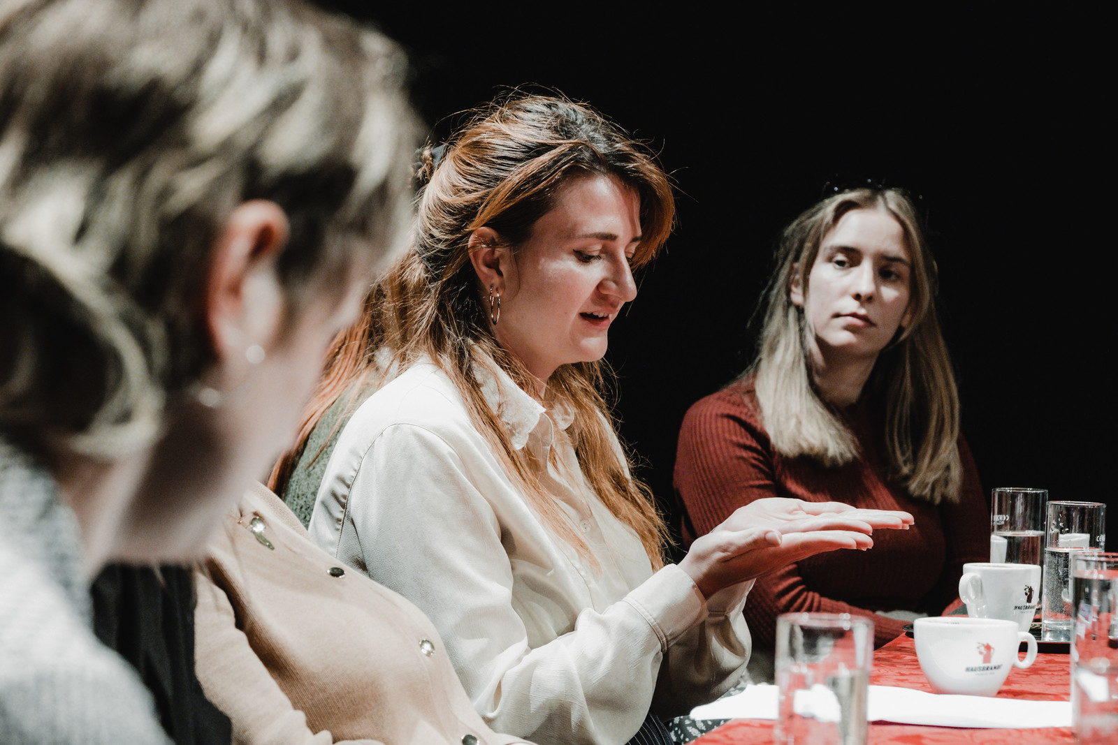Utrinki z okrogle mize Reprezentacija žensk: Pregled stanja v slovenski gledališki krajini <em>Foto: Maša Pirc</em>