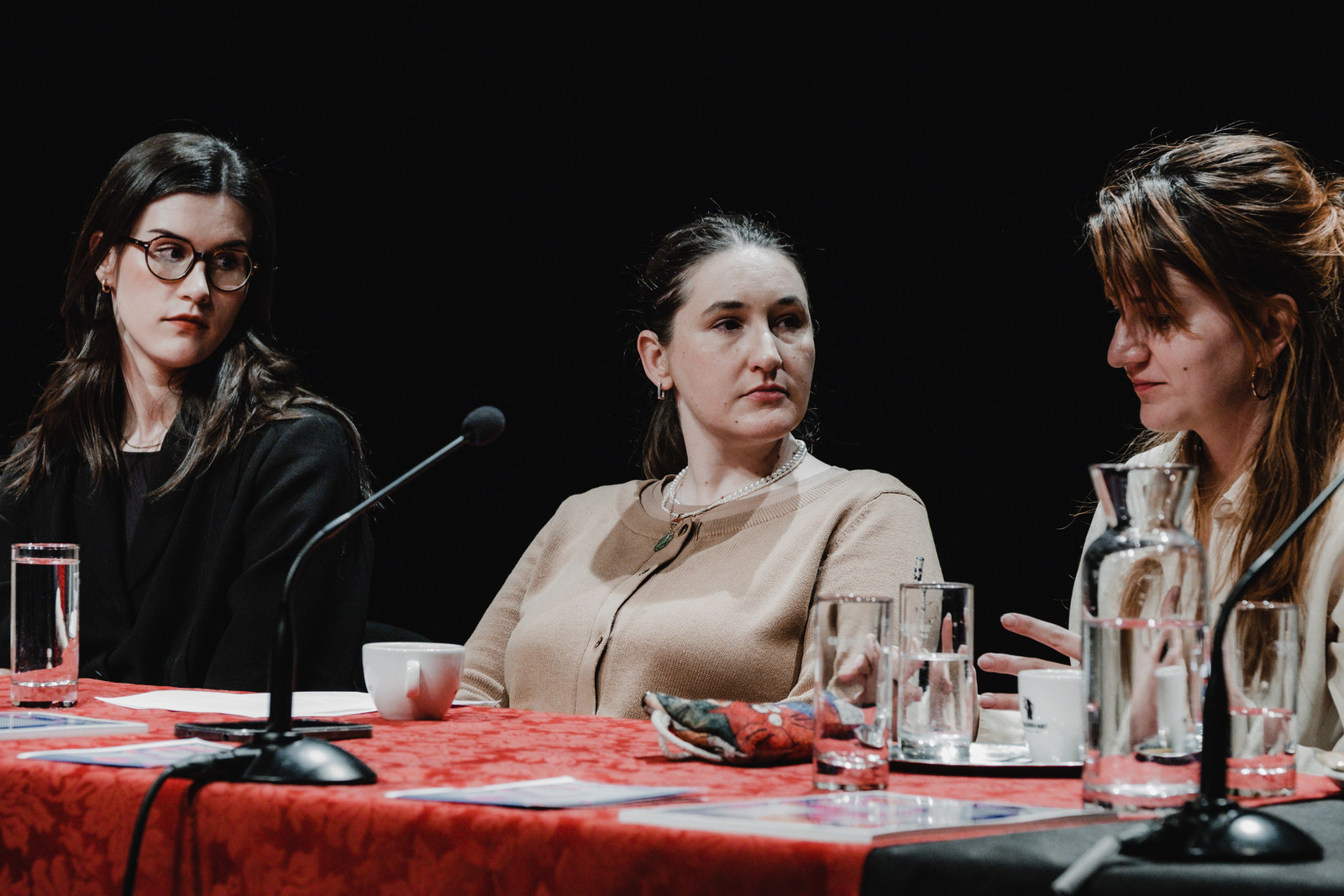 Utrinki z okrogle mize Reprezentacija žensk: Pregled stanja v slovenski gledališki krajini <em>Foto: Maša Pirc</em>