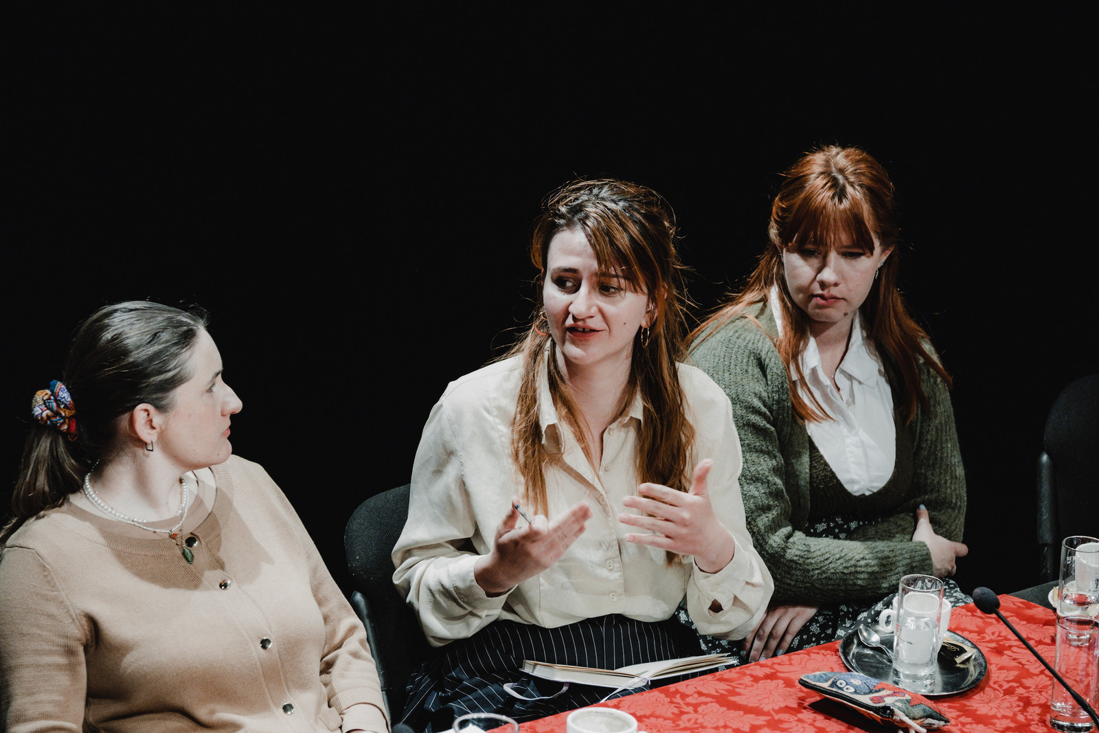 Utrinki z okrogle mize Reprezentacija žensk: Pregled stanja v slovenski gledališki krajini <em>Foto: Maša Pirc</em>