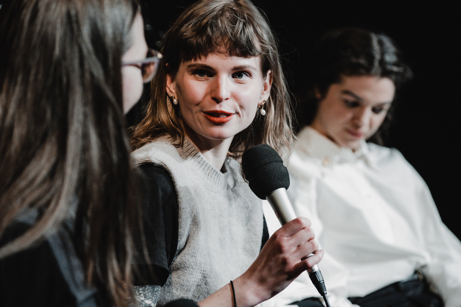 Utrinki z žive izvedbe radijske igre Neže Lučka Peterlin: Jagnje <em>Foto: Maša Pirc</em>