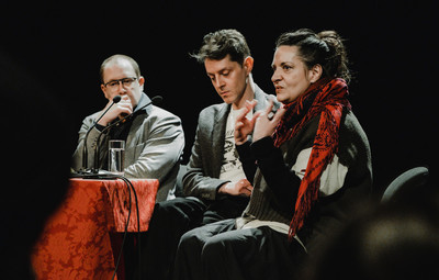 Utrinki z Okrogle mize Hiša za goste: Umetniška svoboda na kocki - gledališče v politično zaznamovanih kontekstih <em>Foto: Maša Pirc</em>