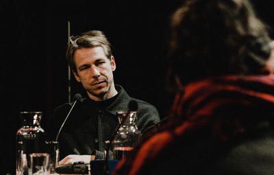 Utrinki z Okrogle mize Hiša za goste: Umetniška svoboda na kocki - gledališče v politično zaznamovanih kontekstih <em>Foto: Maša Pirc</em>