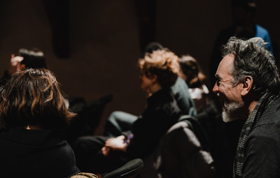 Utrinki z Okrogle mize Hiša za goste: Umetniška svoboda na kocki - gledališče v politično zaznamovanih kontekstih <em>Foto: Maša Pirc</em>