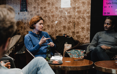 Utrinki s pogovora in predstavitve praktične gledališke delavnice ter projekta Slovenščina kot drugi in tuji jezik <em>Foto: Maša Pirc</em>